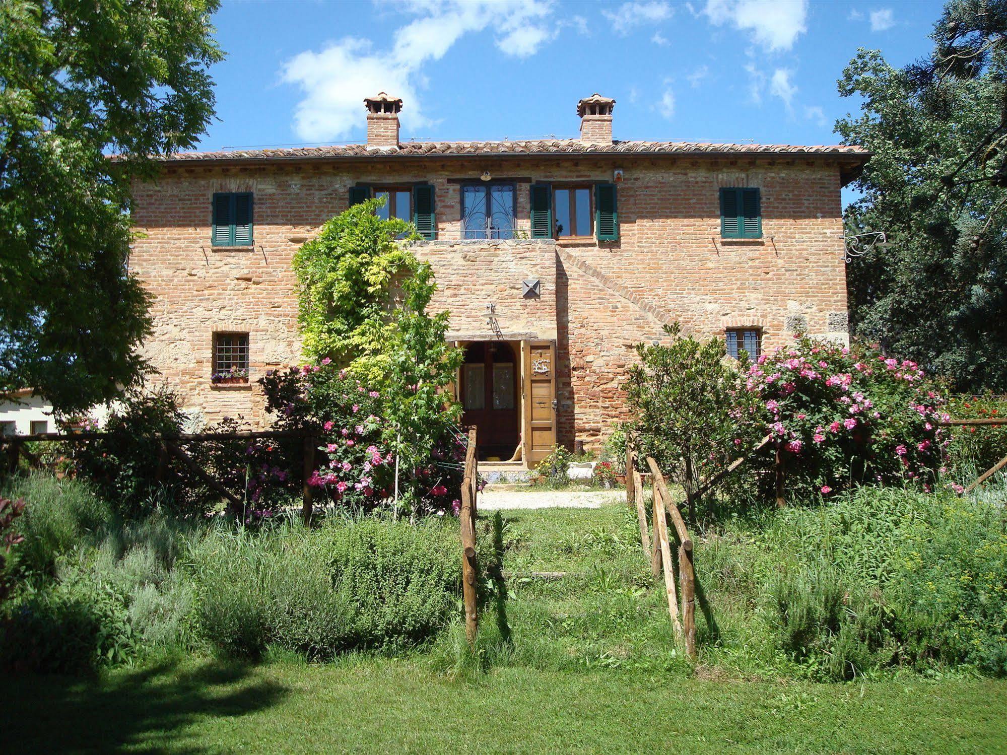 Al Giardino Degli Etruschi Konuk evi Chiusi Dış mekan fotoğraf